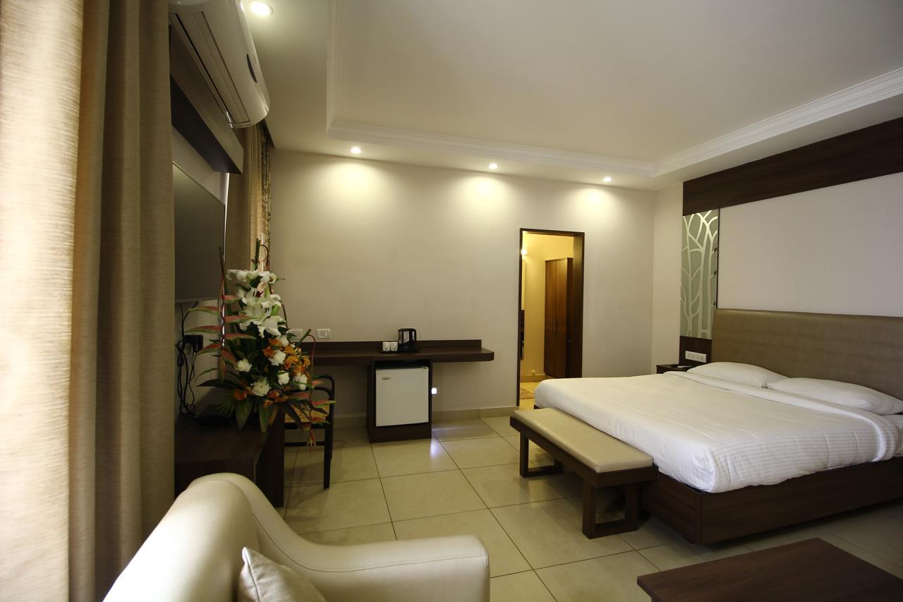 Vels Hotel Pondicherry Dış mekan fotoğraf