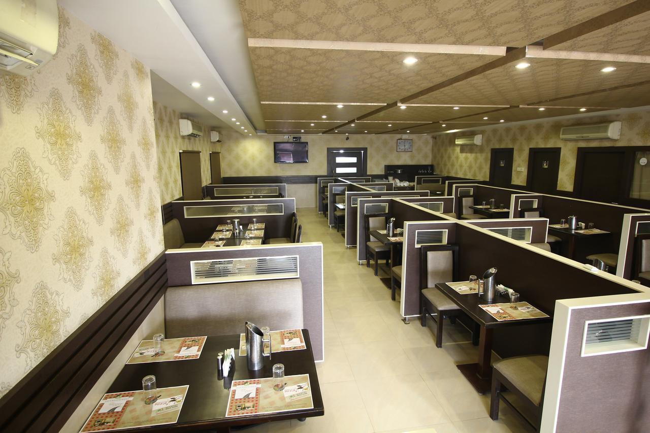 Vels Hotel Pondicherry Dış mekan fotoğraf